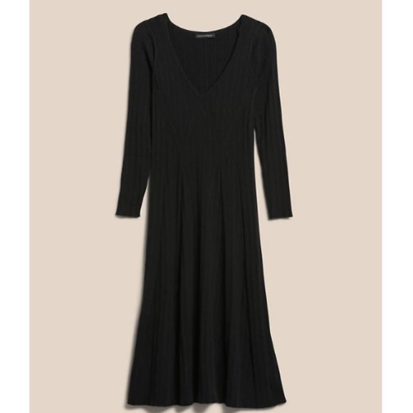 NWT Banana Republic Ribbed V-Neck Sweater Dress M 8 / 10 Black F931 - Picture 3 of 6